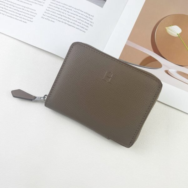 HERMÈS Silk’in Short wallet (1) HERMÈS Silk’in Short wallet