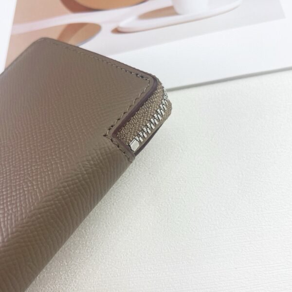 HERMÈS Silk’in Short wallet (3) HERMÈS Silk’in Short wallet