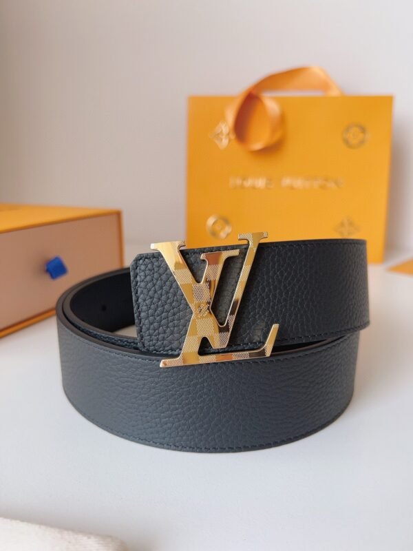 M0333U (2) LOUIS VUITTON Men's calfskin gold buckle double-sided belt 40mm M0333U
