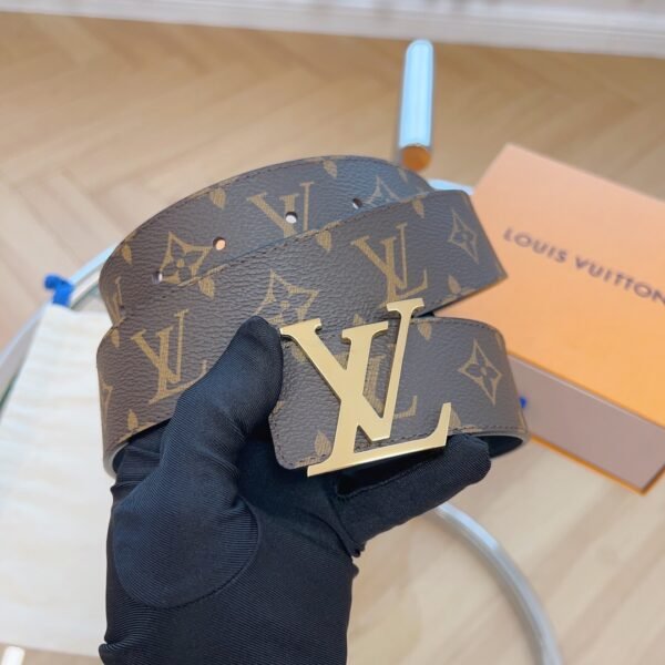 M0566S (2) LOUIS VUITTON initiales 40mm reversible belt M0566S