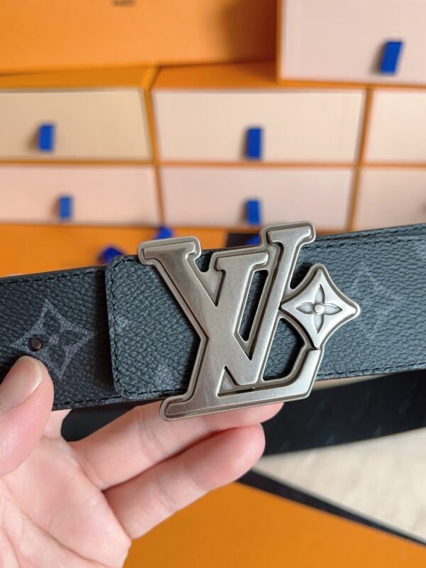 M4110U (4) LV FLOWER 40mm reversible belt M4110U / M4061U