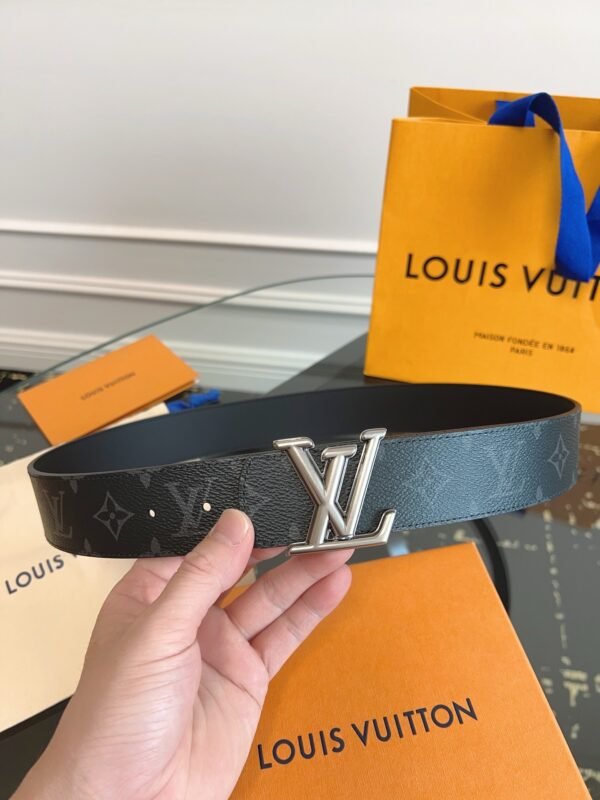 M8846U (2) LV DIMENSION 40MM REVERSIBLE BELT M8846U