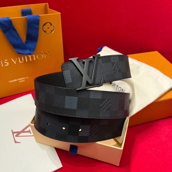 M8958U (2) LV INITIALES DAMOFLAGE 40MM REVERSIBLE BELT M8958U