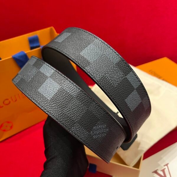 M8958U (4) LV INITIALES DAMOFLAGE 40MM REVERSIBLE BELT M8958U