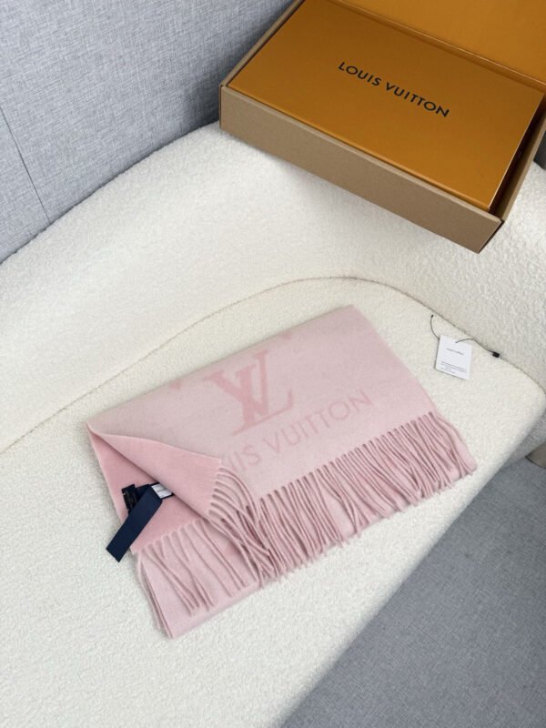 M96287 (2) LOUIS VUITTON REYKJAVIK scarf