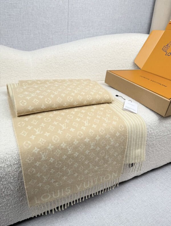 LOUIS VUITTON MY NEVERFULL scarf