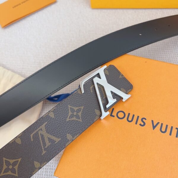 LV Initiales Monogram Reversible Belt 40mm