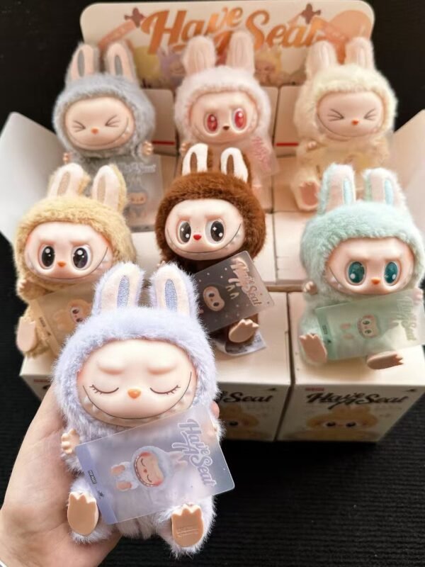 Pop Mart Rag Doll Series ZIZI [Second Generation]