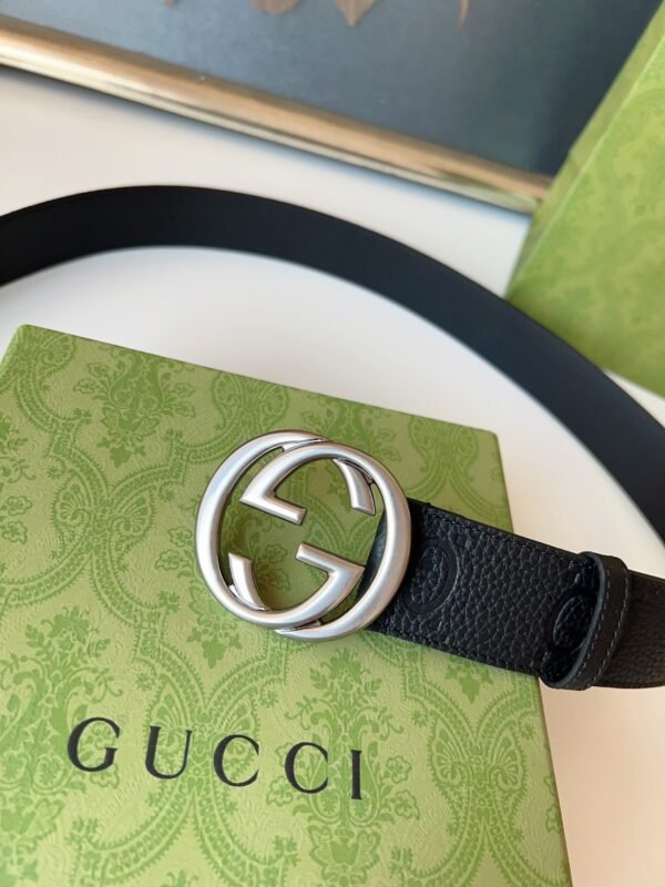 GUCCI Wide belt with Interlocking G buckle