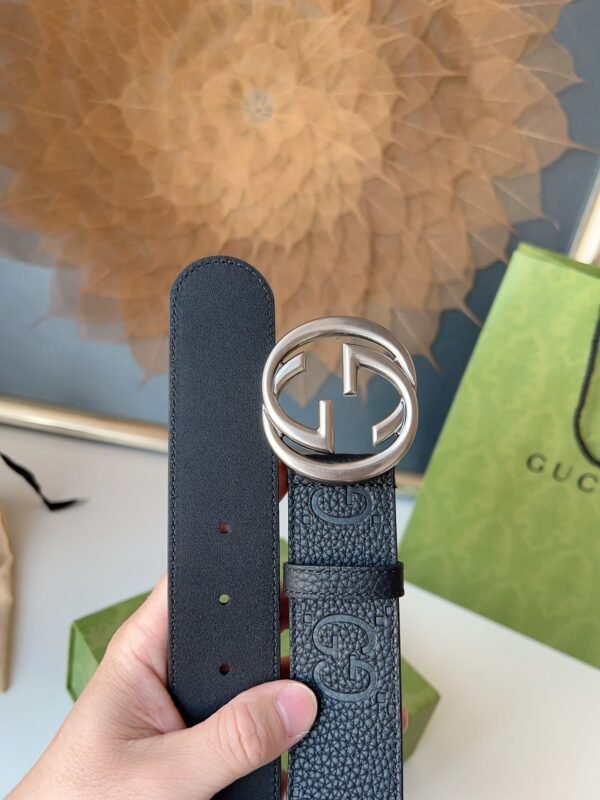 GUCCI Wide belt with Interlocking G buckle