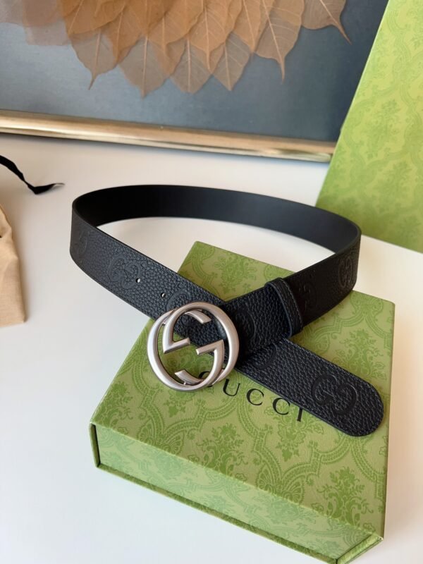 GUCCI Wide belt with Interlocking G buckle