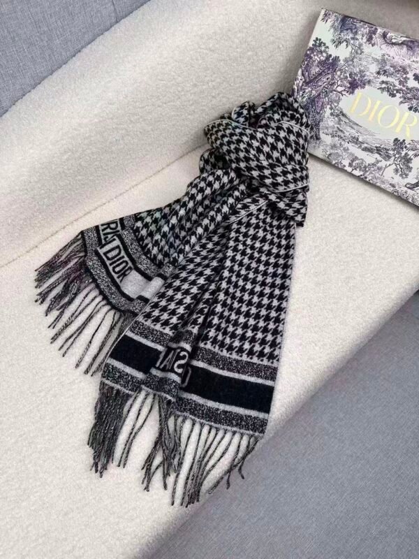 DIOR 30 Montaigne Scarf