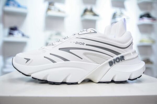 3SN306ZZY_H080 (2) DIOR B44 Blade sneakers