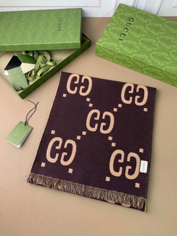 GUCCI Double G jacquard wool scarf