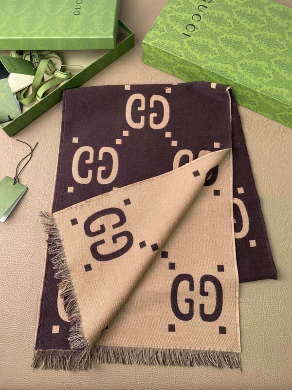 GUCCI Double G jacquard wool scarf