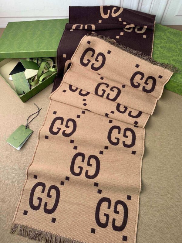 GUCCI Double G jacquard wool scarf