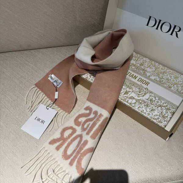 51MID204I016_C030 (11) Dior Cashmere Knit Scarves