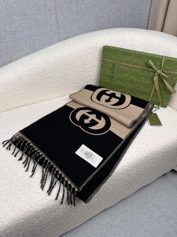 7154974GAAA1079 (8) GUCCI Interlocking double G wool scarf