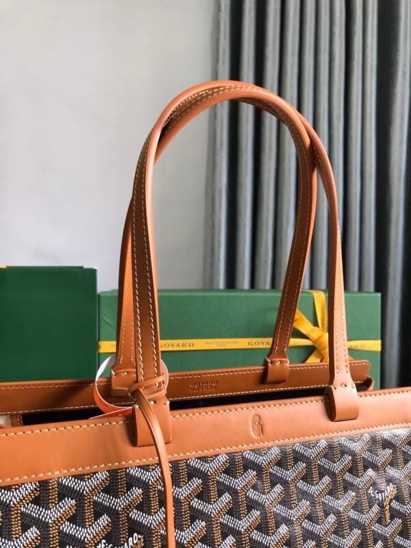 BELBIAPMLTY01CL03P (6) GOYARD Bellechasse Biaude PM Bag