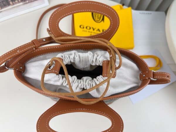 BELUGAMINTY01CL03P (7) Beluga Mini Bag