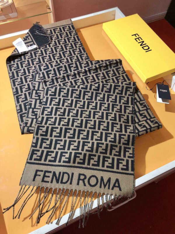FENDI FF scarf