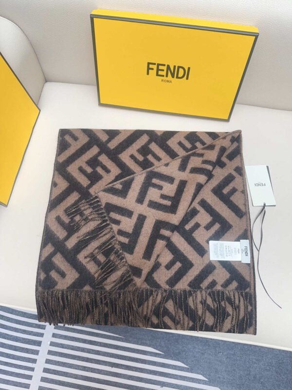 FENDI FF Scarf
