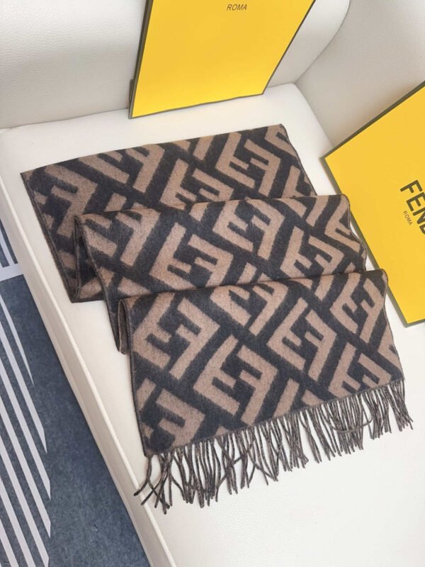 FENDI FF Scarf
