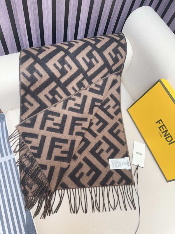 FENDI FF Scarf
