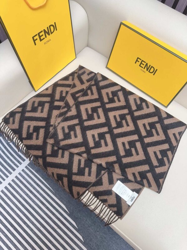 FENDI FF Scarf