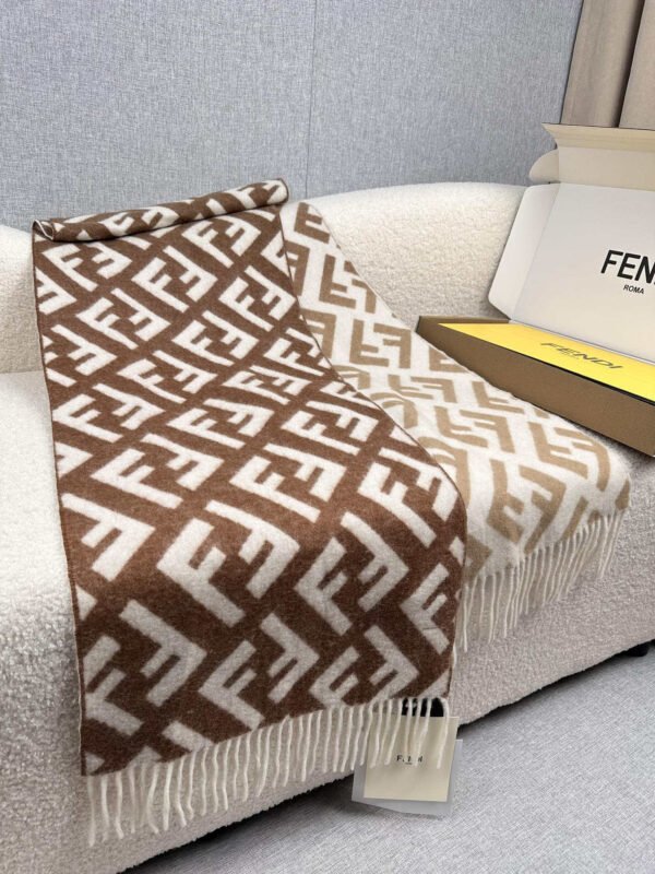 FENDI FF Scarf
