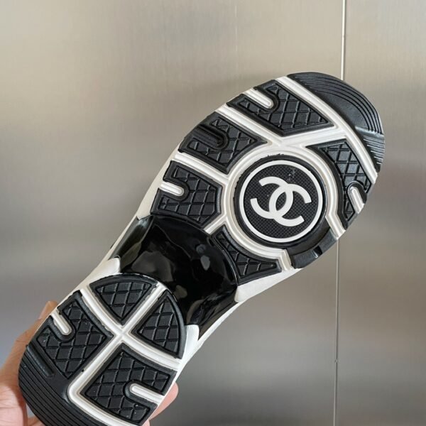 CHANEL SNEAKERS