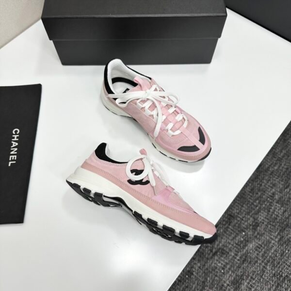 G47010-B23026-U6221 (7) 2025/26 Early Spring Resort Collection - Sneakers