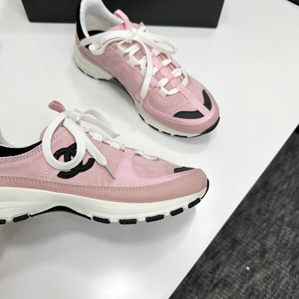 G47010-B23026-U6221 (8) 2025/26 Early Spring Resort Collection - Sneakers