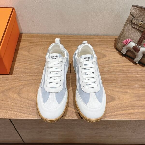 H242925ZH6M400 (4) HERMES Jet sneakers