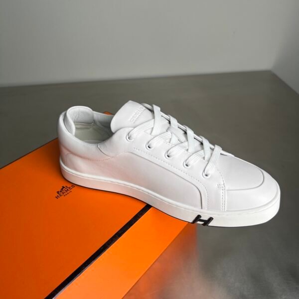 H251929ZH90395 (4) HERMES Kids sneakers