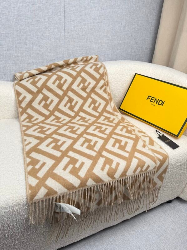 FENDI FF scarf
