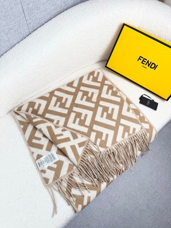 FENDI FF scarf