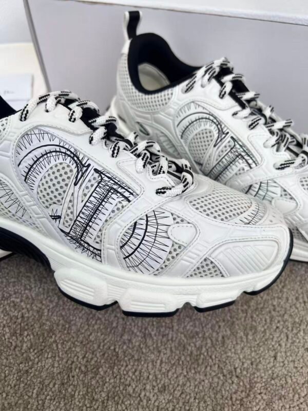 Dior Chrono sneakers