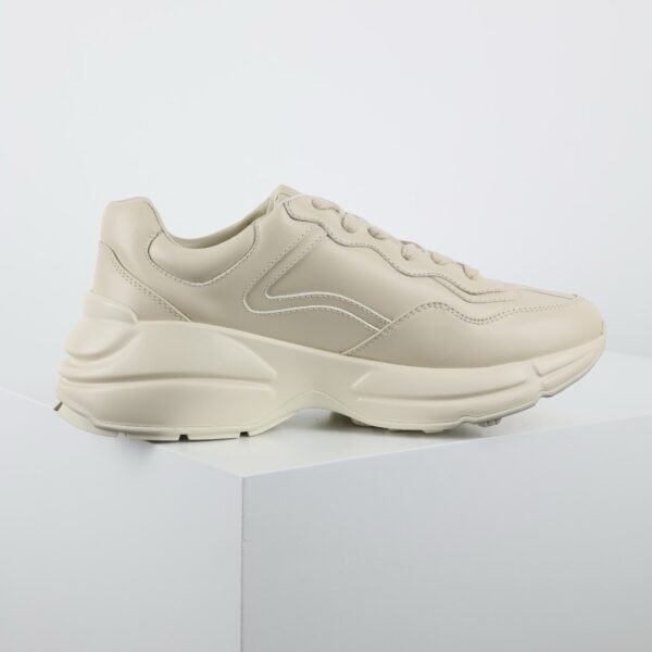 Rhyton sneaker with Gucci logo