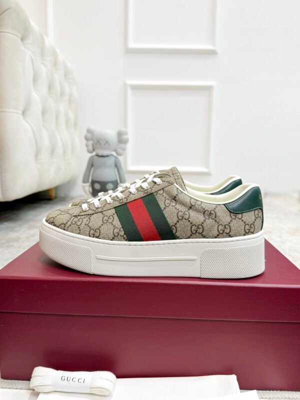Gucci Ace Collection Lace-up Sneakers